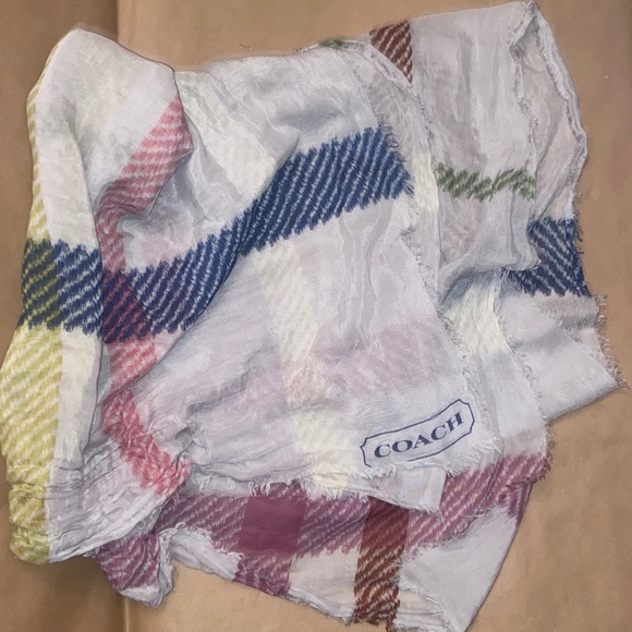 Light coach shawl/scarf - Picture 2 of 3